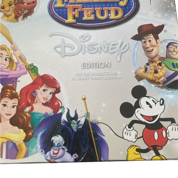 🍀3/$40🍀 Family feud Disney edition - Picture 7 of 8